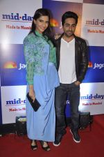 Sonam Kapoor, Ayushman Khurana at Mid-day bash in J W Marriott, Mumbai on 26th Feb 2014